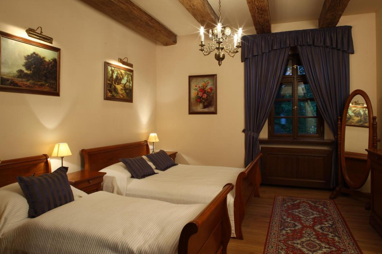 וולקה פופוביצה Hotel Zamek Stirin מראה חיצוני תמונה